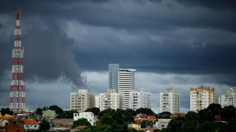 Tempestades Avançam e Colocam 92 Cidades de Mato Grosso sob Alerta de Chuva Forte e Ventos de 60 km/h