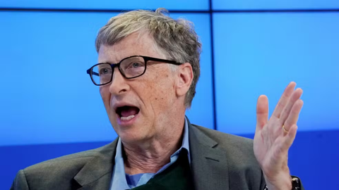 Bill Gates Alerta que IA Pode Causar 'Um Bilhão de Mortes' e Defende Regras Além da Autorregulação