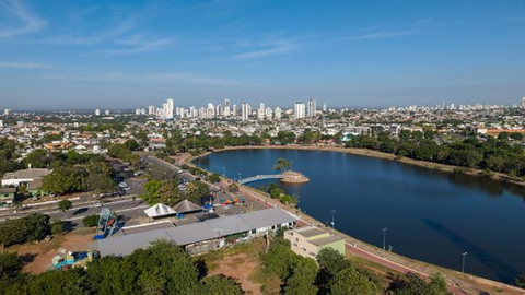 Cuiabá Enfrenta Calorão de 39°C com Alerta de Pancadas de Chuva e Rajadas de Vento Nesta Quinta