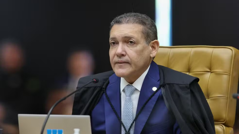 Nunes Marques Deve Pautar Pedido de Bolsonaro para Anular Pena de 27 Anos Somente Após o 2º Turno