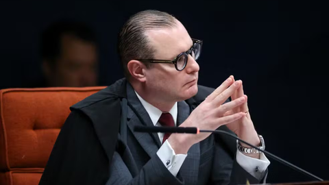 Cristiano Zanin Nega Liminar para Instalação da CPI do Banco Master no Senado