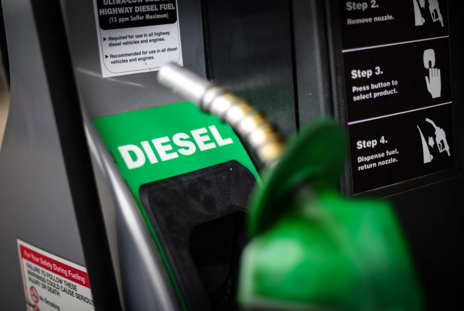 Governo Prorroga Subvenção ao Diesel por Mais 30 Dias e Mantém Subsídio de R$ 2,12 por Litro