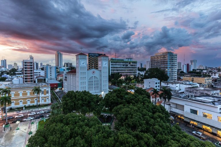 Cuiabá se destaca entre as melhores capitais do Brasil em qualidade de vida, enquanto Mato Grosso tem municípios entre os menos favorecidos