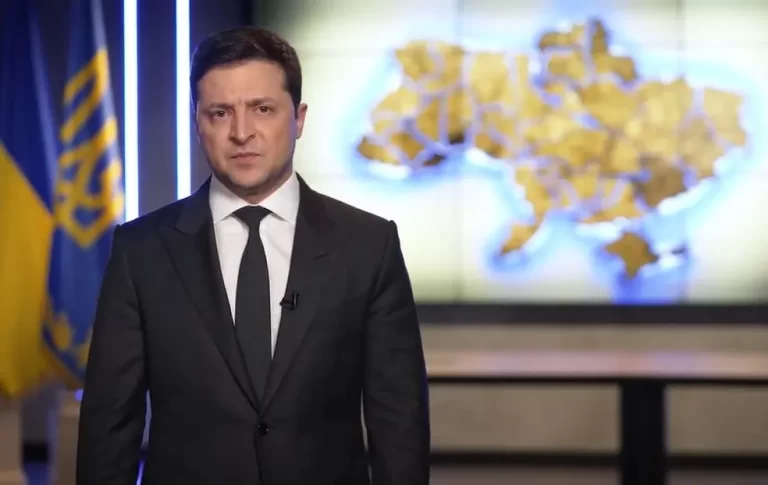 Zelensky Pede Fim de Restrições a Ataques da Ucrânia em Solo Russo