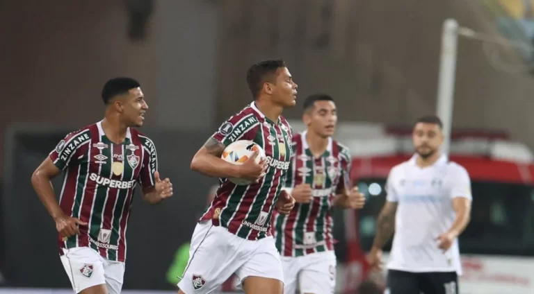 Fluminense Vence nos Pênaltis, Elimina o Grêmio e Avança às Quartas da Libertadores