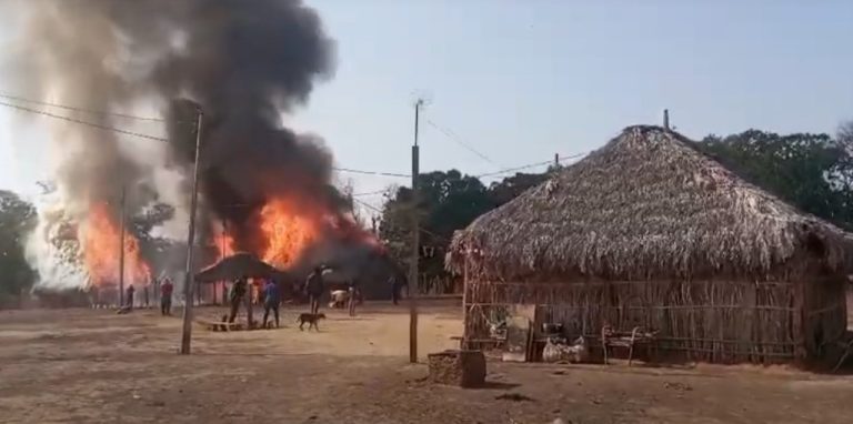 Indígenas perdem casas e alimentos em incêndios no Mato Grosso; caciques clamam por socorro