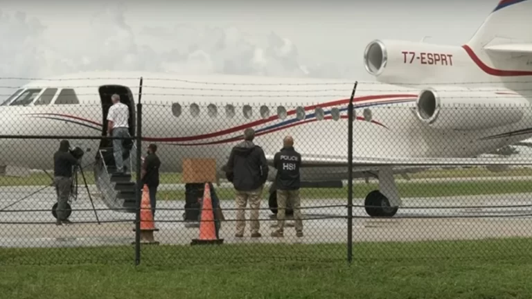 EUA Apreendem Avião de Nicolás Maduro na República Dominicana